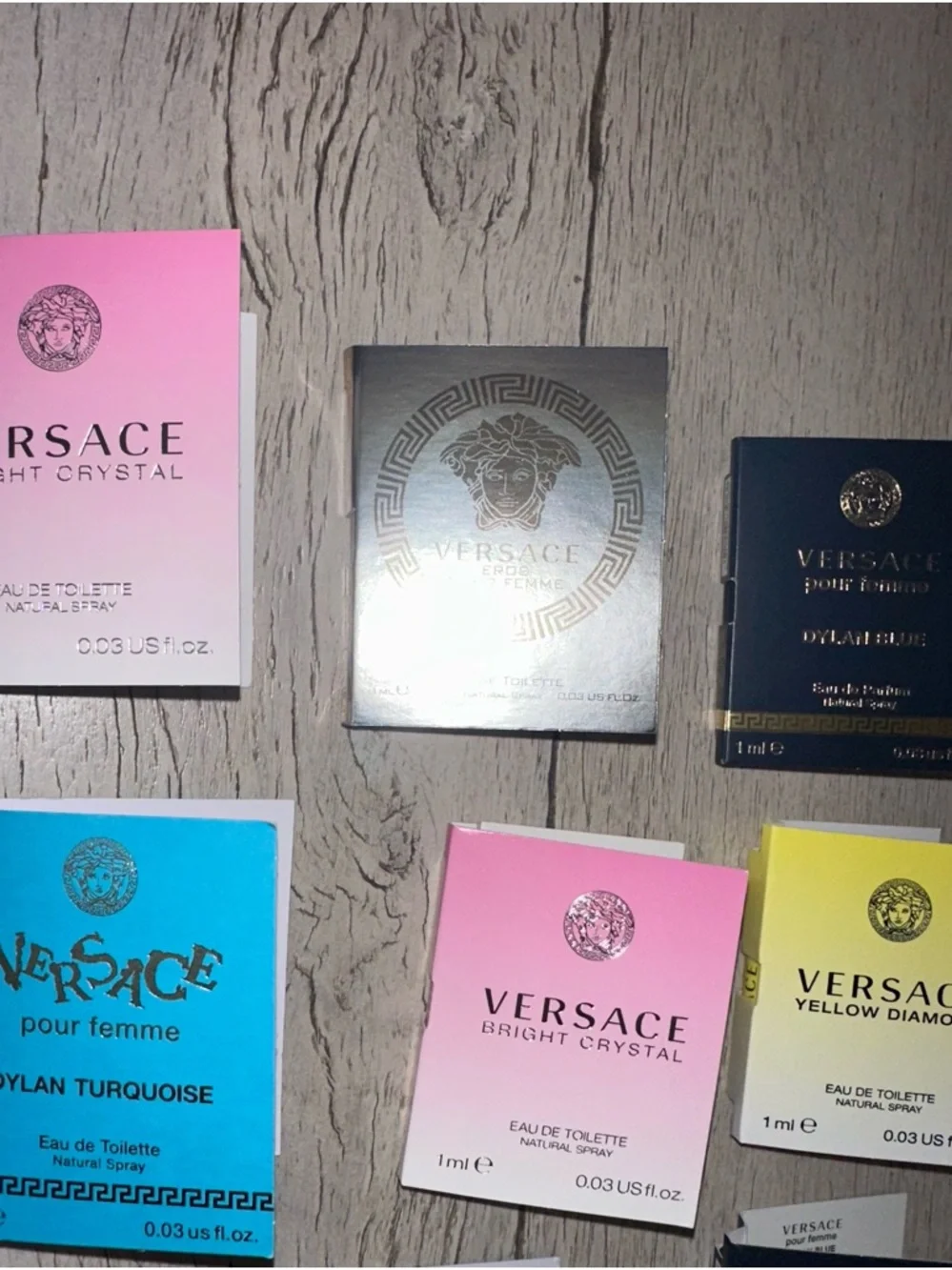 Versace Fragrance Discovery Collection - 15 Piece Luxury Set